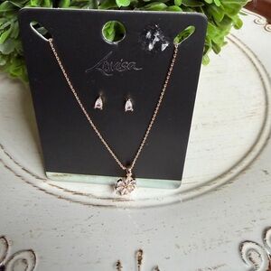 Lovisa Gold Necklace and Earring Set